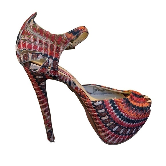 Betsey Johnson Bandit Swirl Multi-Color Platform 6” Stiletto Peep Toe Heels Sz 6 - Picture 8 of 11